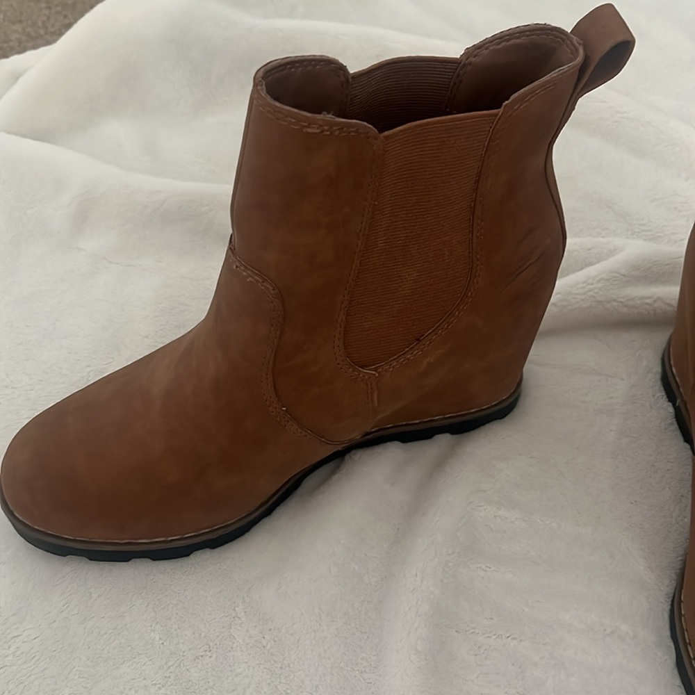 Universal Thread Boots - image 2